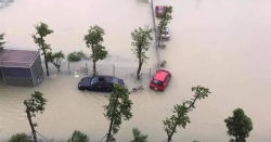 Hà Tĩnh: Nhiều xã vùng hạ lưu hồ Kẻ Gỗ bị cô lập hoàn toàn, học sinh toàn tỉnh nghỉ học từ ngày 19/10