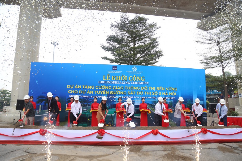 Hà Nội khởi công dự án giúp hành khách dễ tiếp cận đường sắt đô thị Nhổn - Ga Hà Nội