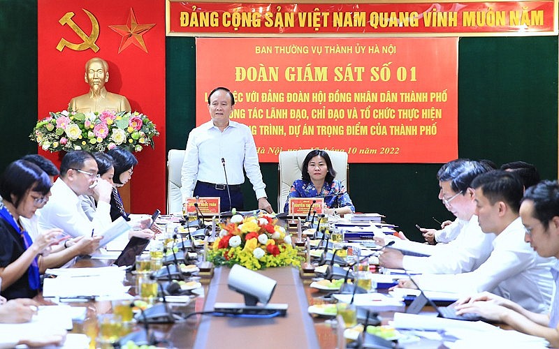 Chủ tịch HĐND thành phố Hà Nội Nguyễn Ngọc Tuấn phát biểu tại buổi làm việc