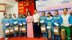 ha noi tu van cham soc suc khoe sinh san cho gan 100 nu cong nhan lao dong