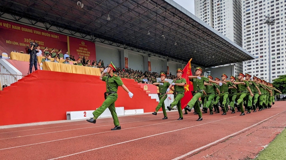 Màn duyệt đội ngũ