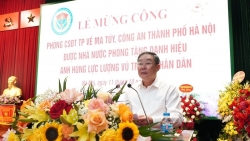 Xứng đáng với danh hiệu Anh hùng lực lượng vũ trang Nhân dân