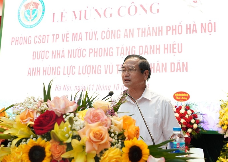 Đồng chí Trần Quang Trong, nguyên Trưởng phòng Cảnh sát điều tra tội phạm về ma tuý Công an TP phát biểu tại buổi lễ