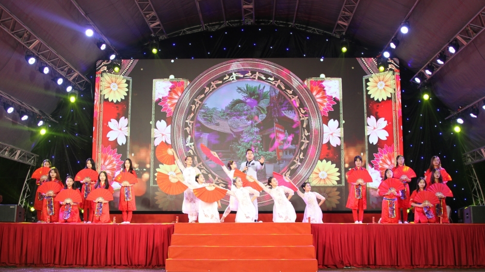 Tái hiện hào khí hùng thiêng đền Đồng Cổ