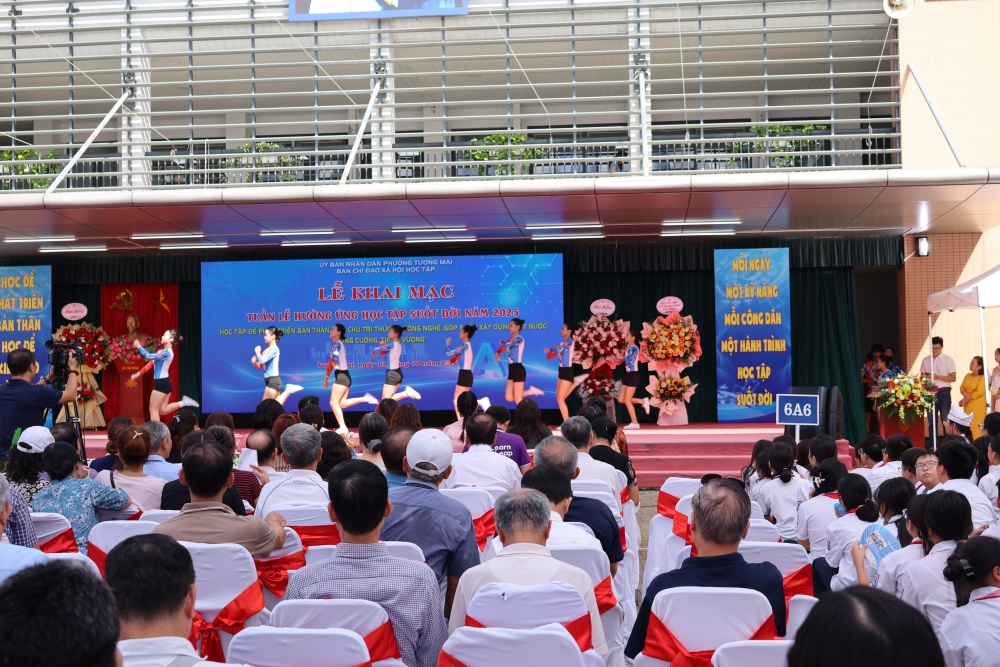 Tiết mục nhảy Aerobic hưởng ứng