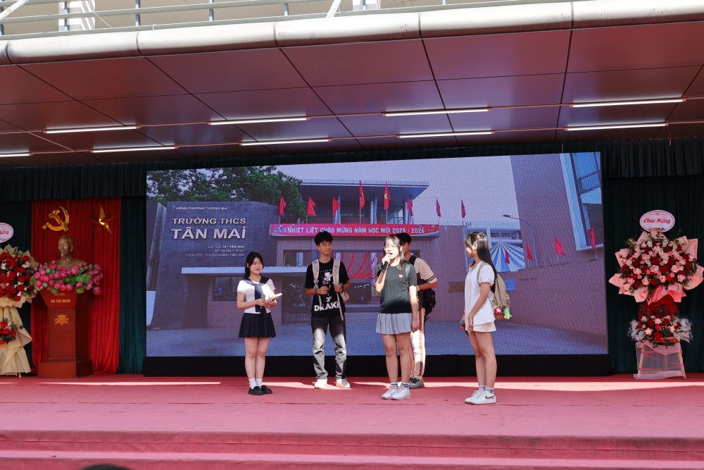 Hoạt cảnh mặt trời mọc ở Khuê Văn Các