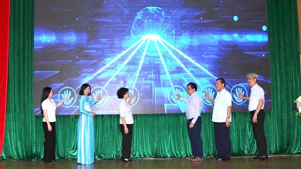 Phường Xuân Đỉnh lan tỏa tinh thần chuyển đổi số tới từng ngõ phố