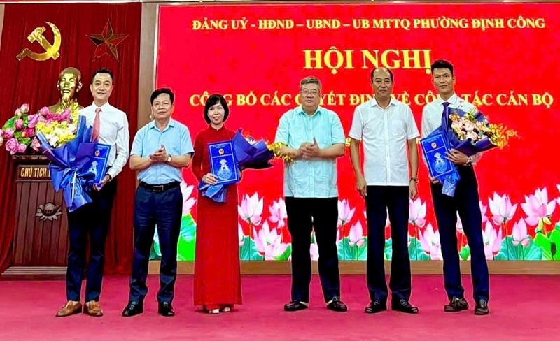 Định Công công bố các quyết định bổ nhiệm và thành lập Công đoàn phường