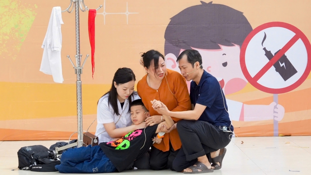 Học sinh Phú Thượng lan tỏa thông điệp “Nói không với thuốc lá điện tử”