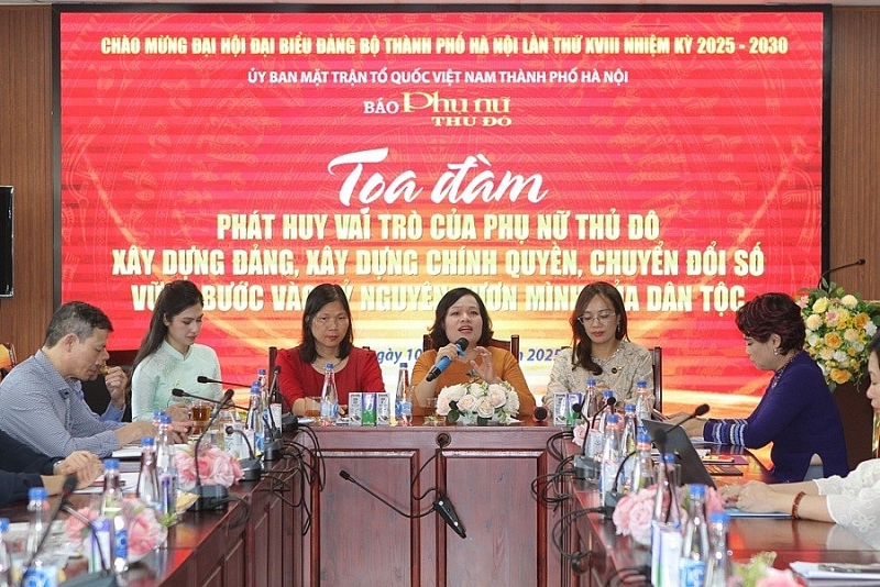 Phụ nữ Thủ đô tiên phong trong chuyển đổi số