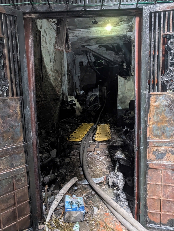 Công an Hà Nội thông tin ban đầu vụ cháy nhà lúc rạng sáng làm 5 người tử vong