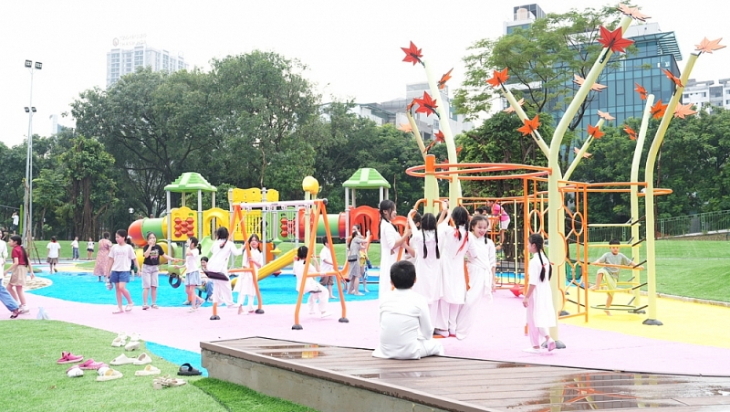 Phường Cầu Giấy trong nhịp bước mùa Thu