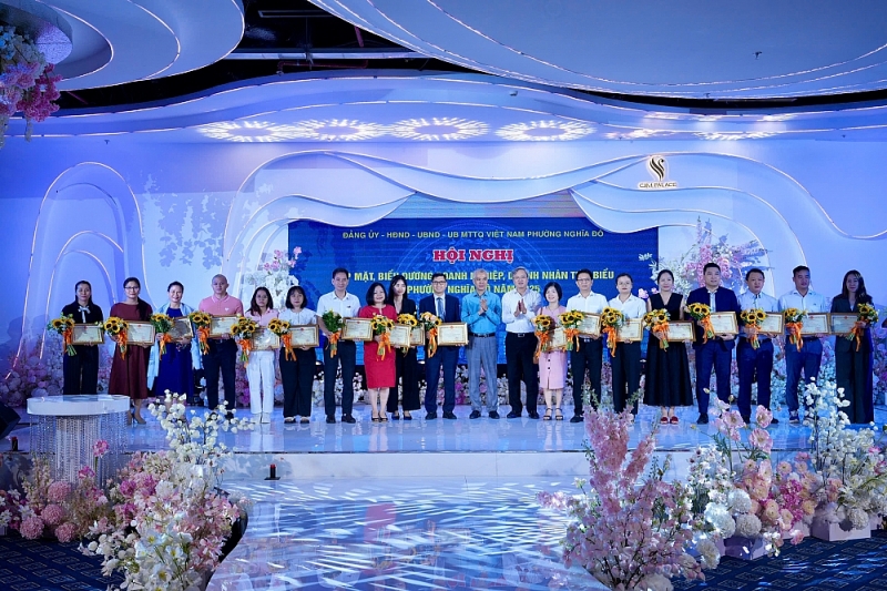 Biểu dương 39 doanh nghiệp, doanh nhân tiêu biểu phường Nghĩa Đô