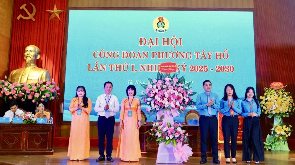 Công đoàn phường Tây Hồ đổi mới, đồng hành cùng sự phát triển của địa phương