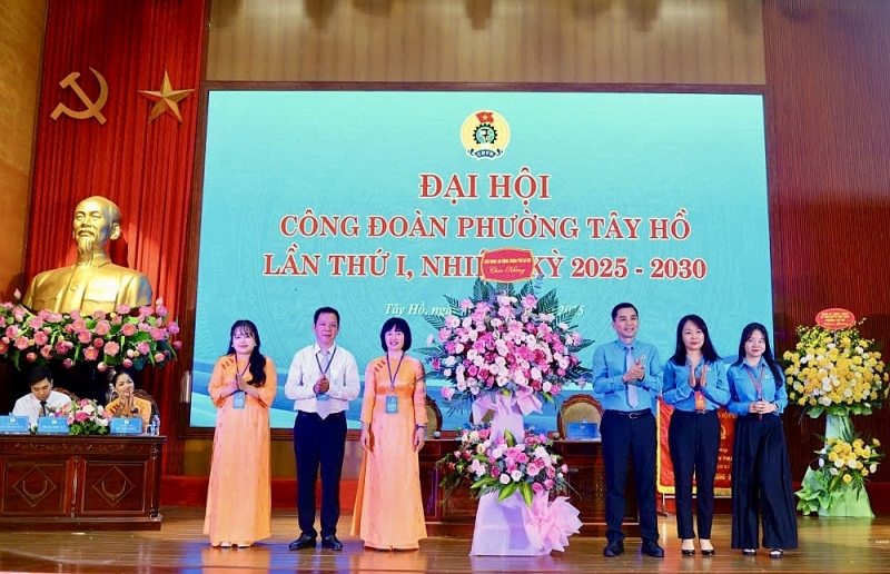 Công đoàn phường Tây Hồ tiên phong đổi mới, đồng hành cùng phát triển địa phương