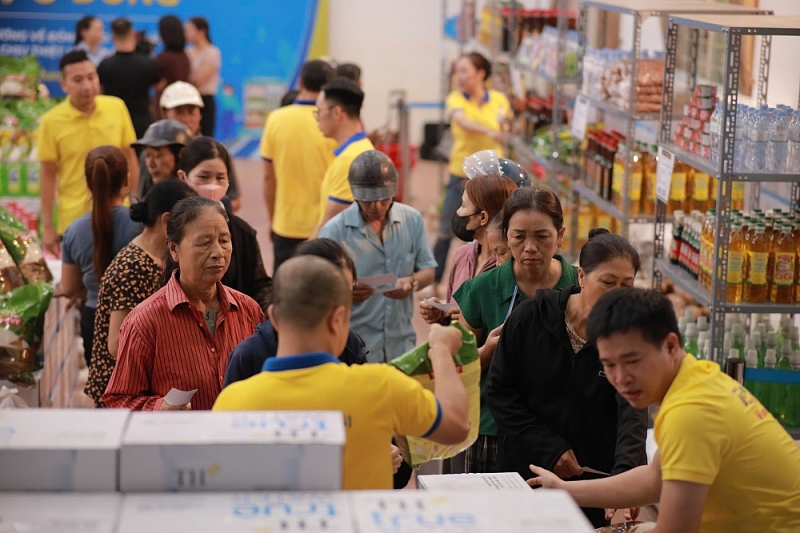 Mặt hàng đa dạng, đúng nhu cầu