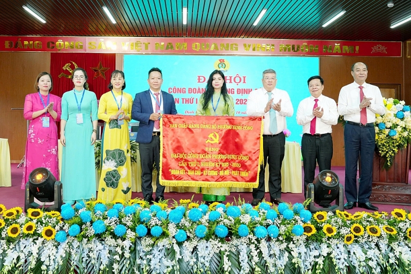 Công đoàn phường Định Công vững bước đổi mới