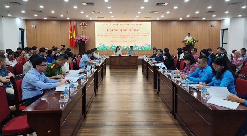 Cầu Giấy: Đối thoại dân chủ - Lắng nghe dân nói, hành động vì dân