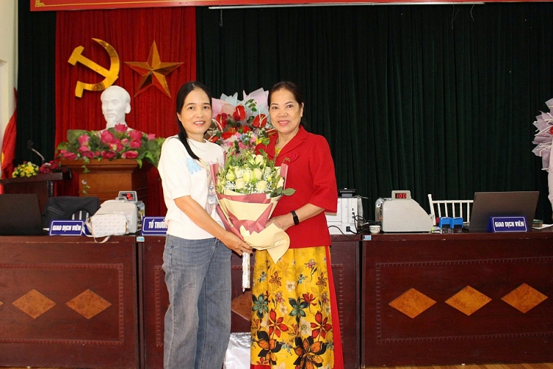 Yên Sở: Giải ngân khoản vay đầu tiên cho sinh viên theo học ngành STEM Yên Sở: Giải ngân khoản vay đầu tiên cho sinh viên theo học ngành STEM