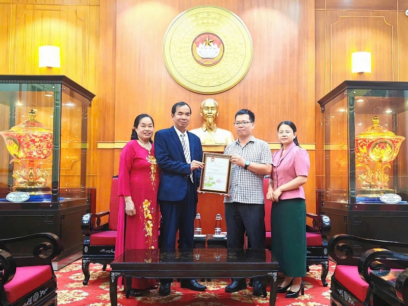 Tây Hồ chung tay, vượt mốc 2,3 tỷ đồng hỗ trợ miền Trung ruột thịt