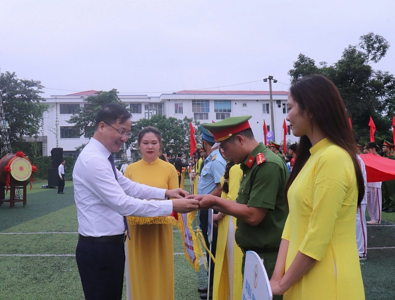 9 môn thi đấu trong Đại hội Thể dục - Thể thao phường Vĩnh Hưng lần thứ I 9 môn thi đấu trong Đại hội Thể dục - Thể thao phường Vĩnh Hưng lần thứ I