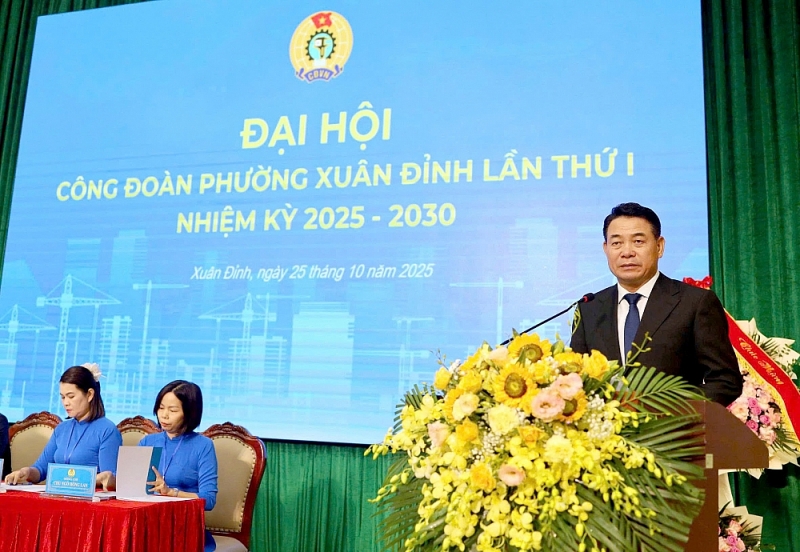  đồng chí Nguyễn Tiến Thành - Bí thư Đảng ủy, Chủ tịch HĐND phường