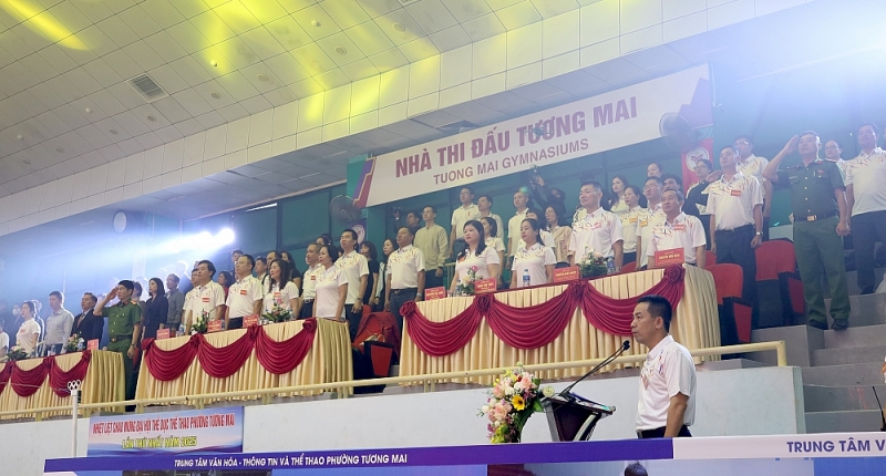 Tương Mai bừng sáng ngọn lửa thể thao 2025