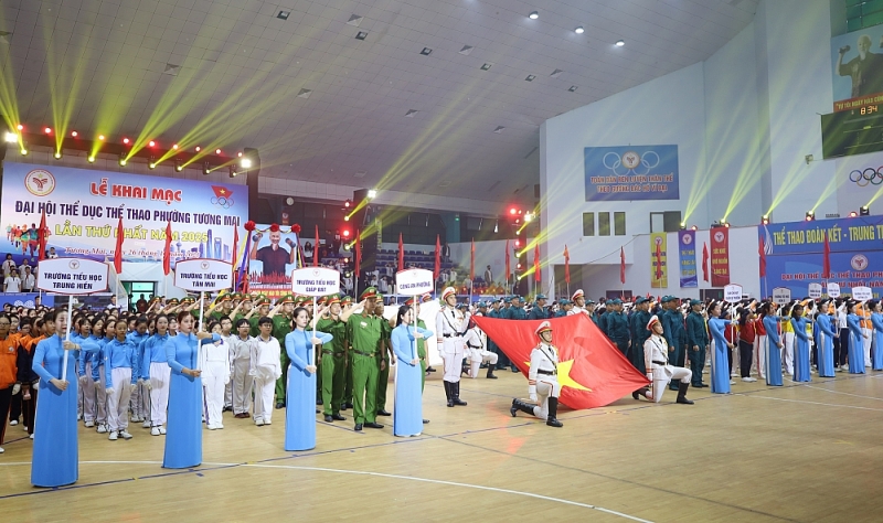 Tương Mai bừng sáng ngọn lửa thể thao 2025