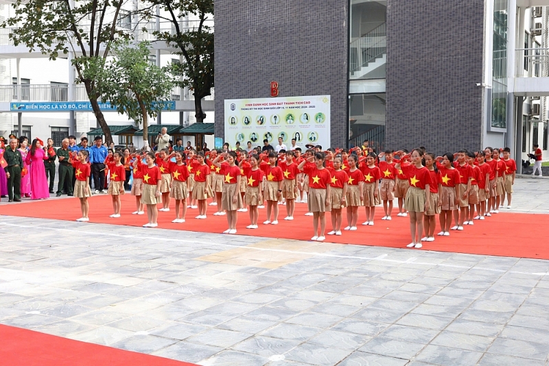 Phú Thượng tưng bừng khai hội thể thao 2025