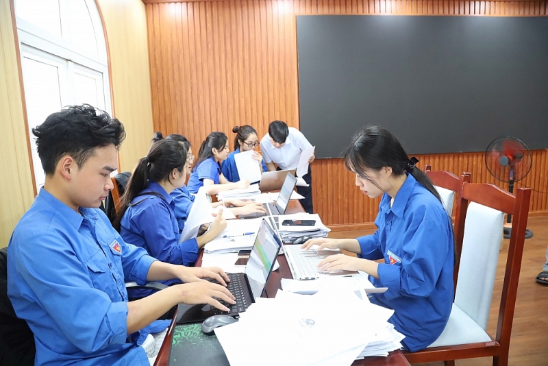 Mỗi người đều nhận thức rõ đây là trách nhiêm vì cộng đồng Mỗi người đều nhận thức rõ đây là trách nhiêm vì cộng đồng