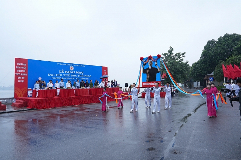 Ấn tượng Ngày hội thể thao đầu tiên của phường Tây Hồ