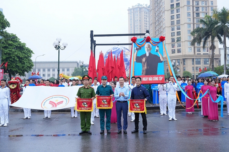 Ấn tượng Ngày hội thể thao đầu tiên của phường Tây Hồ