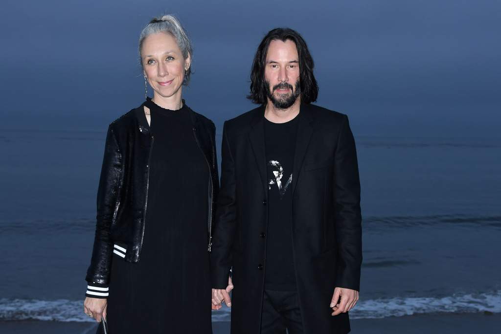 Người phụ nữ được Keanu Reeves công khai yêu là ai?