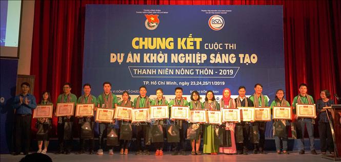 Giải Nhất cuộc thi khởi nghiệp sáng tạo thanh niên nông thôn thuộc về dự án "Bột rau sấy lạnh"