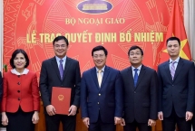 Phó Thủ tướng trao quyết định bổ nhiệm cán bộ