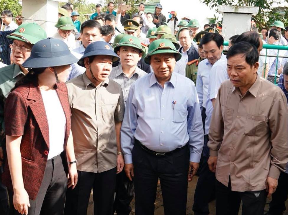 Thủ tướng thị sát, chỉ đạo khắc phục hậu quả bão lũ