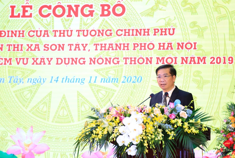 Thị xã Sơn Tây đón nhận danh hiệu đạt chuẩn Nông thôn mới