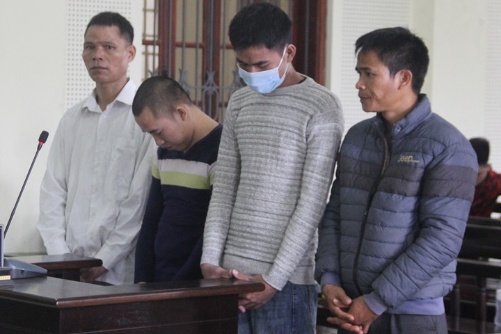 Xin đi làm công nhân, bé gái bị lừa bán sang Trung Quốc