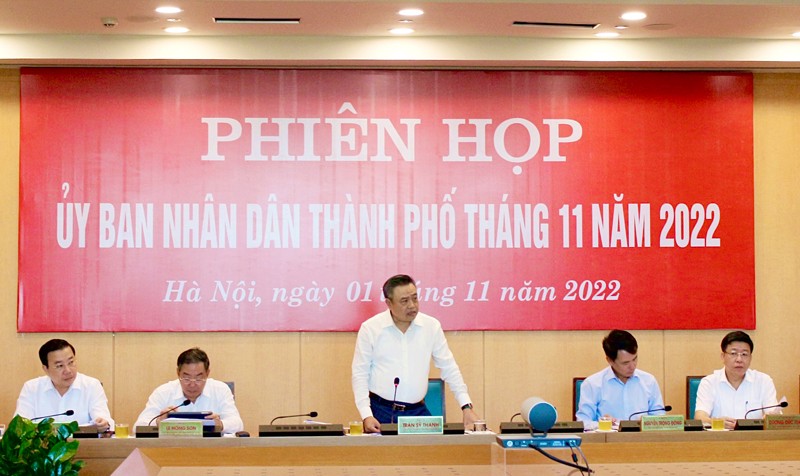Chủ tịch UBND TP Hà Nội Trần Sỹ Thanh chủ trì phiên họp
