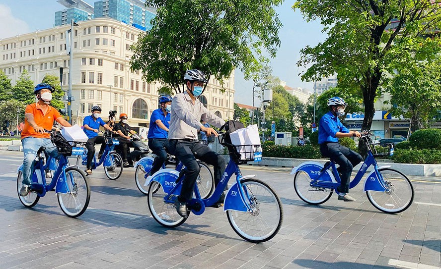 Xe đạp công cộng góp phần thay đổi thói quen đi lại của người dân