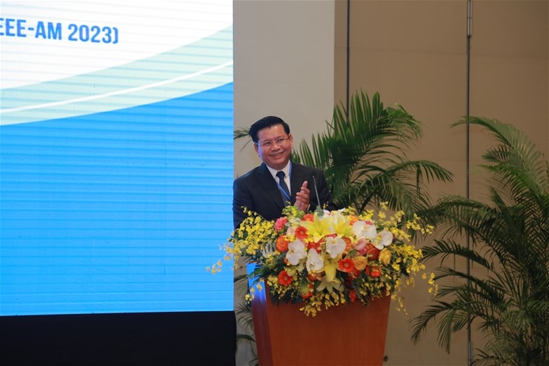 PGS.TS Đinh Văn Châu phát biểu tại hội thảo