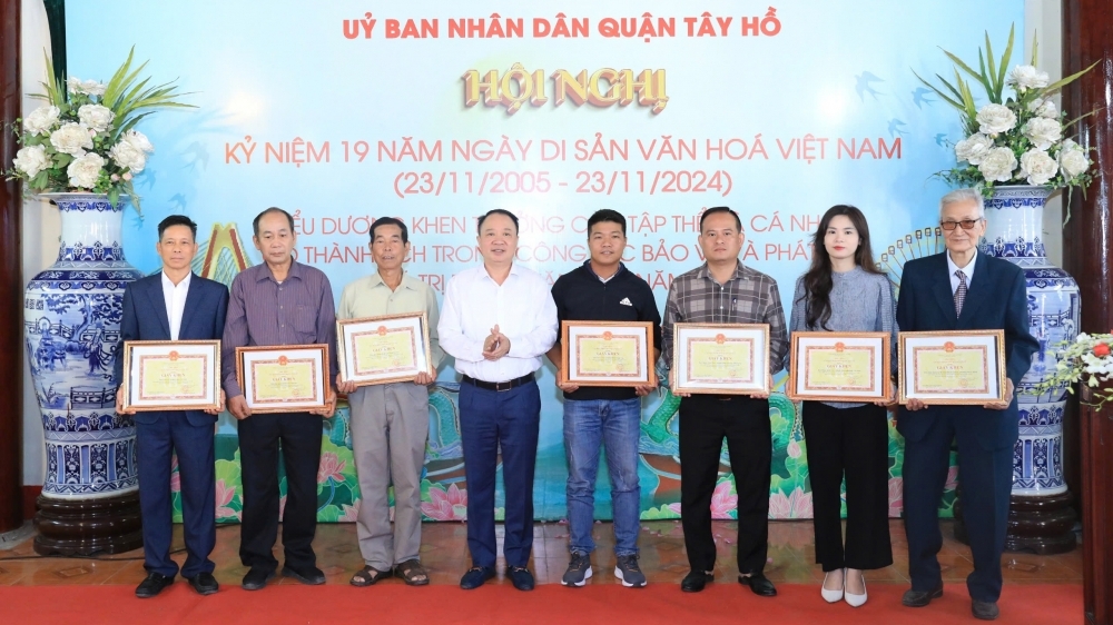 Tây Hồ tổng kết công tác bảo tồn và phát huy di sản văn hóa năm 2024