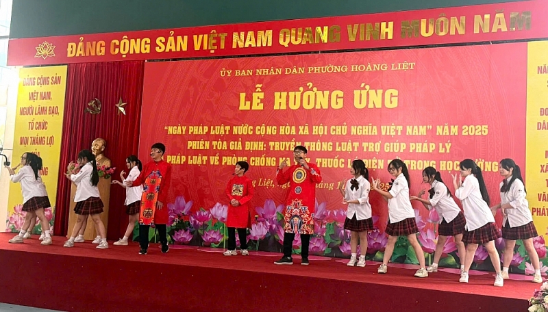 Tiết mục hưởng ứng tại chương trình