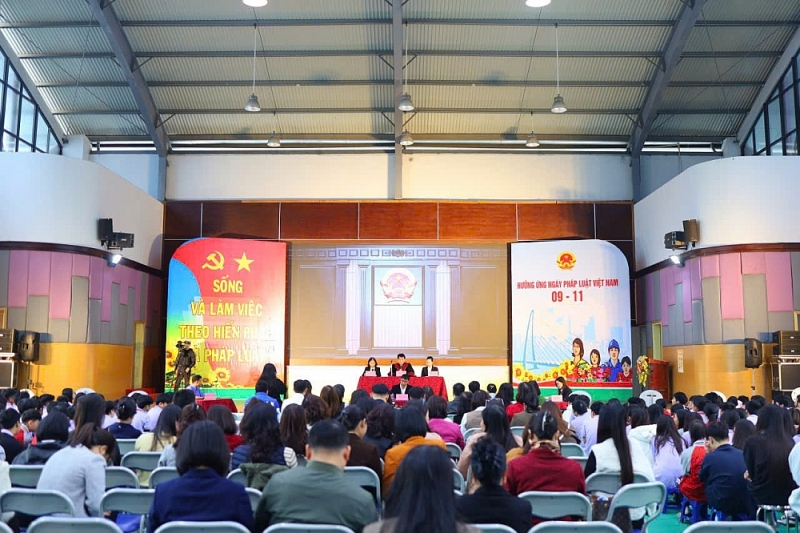 Phiên toà giả định là điểm nhấn chương trình Phiên toà giả định là điểm nhấn chương trình