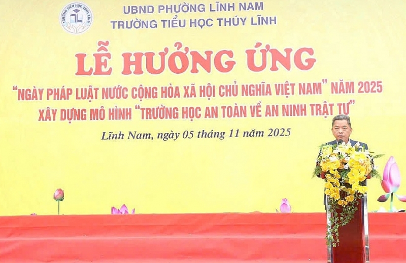 Ông Dương Văn Hoà phát biểu tại buổi lễ