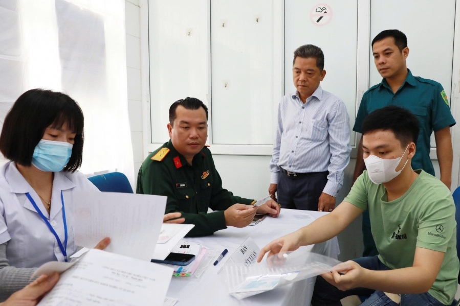 Khám sơ tuyển nghĩa vụ quân sự tại Lĩnh Nam: Chặt chẽ - công khai - đúng luật