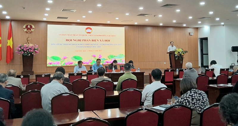 Các đại biểu dự hội nghị