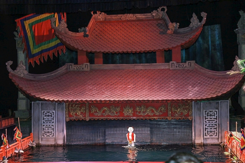 Múa rối nước đương đại giữa lòng Hà Nội