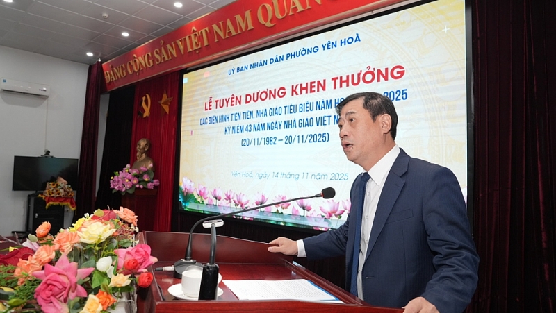 Phường Yên Hoà: tuyên dương khen thưởng các Nhà giáo tiêu biểu năm học 2024 - 2025
