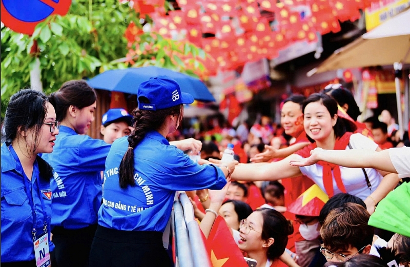 Thanh niên Thủ đô phục vụ sự kiện A80 Thanh niên Thủ đô phục vụ sự kiện A80